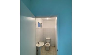 ARRIENDO CASA PARA OFICINA O CONSULTORIO CENTRO DE SANTA MARTA