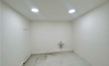 ARRIENDO CASA PARA OFICINA O CONSULTORIO CENTRO DE SANTA MARTA