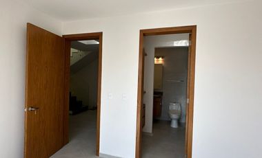 Casa en coto Soare, Solares