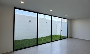 Casa en coto Zanthe, Solares