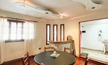 Casa en venta - 3 Dormitorios 3 Baños - 267mts2 - Cochera - Tolosa