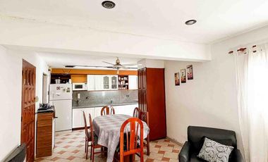 Casa en venta - 3 Dormitorios 3 Baños - 267mts2 - Cochera - Tolosa