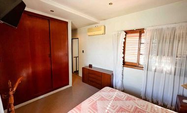 Casa en venta - 3 Dormitorios 3 Baños - 267mts2 - Cochera - Tolosa