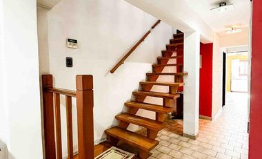 Casa en venta - 3 Dormitorios 3 Baños - 267mts2 - Cochera - Tolosa