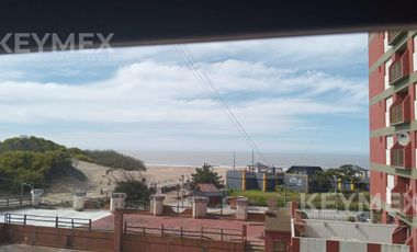 Departamento frente a la playa en la costa San Clemente del Tuyú