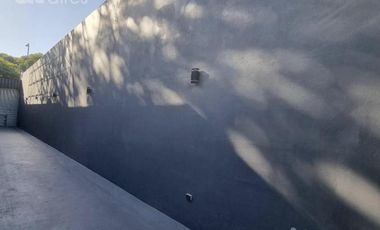 Villa Luro - Galpón en venta