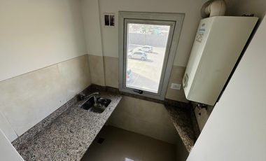 VENTA DEPARTAMENTO 2 AMBIENTES - REMEDIOS DE ESCALADA
