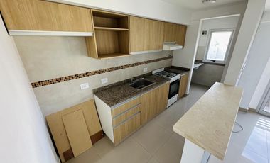 VENTA DEPARTAMENTO 2 AMBIENTES - REMEDIOS DE ESCALADA