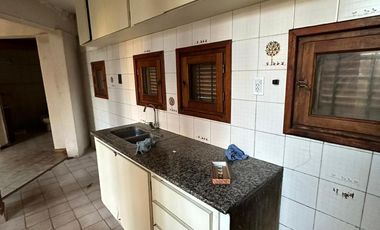 Casa en Los Olmos y Los Eucaliptos