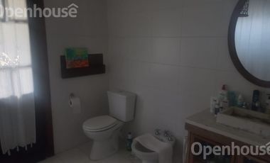 Muy linda Casa en  venta y alquiler en el Barrio Cerrado Guido