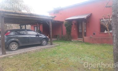Muy linda Casa en  venta y alquiler en el Barrio Cerrado Guido