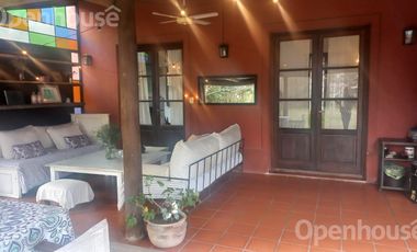 Muy linda Casa en  venta y alquiler en el Barrio Cerrado Guido