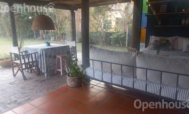 Muy linda Casa en  venta y alquiler en el Barrio Cerrado Guido