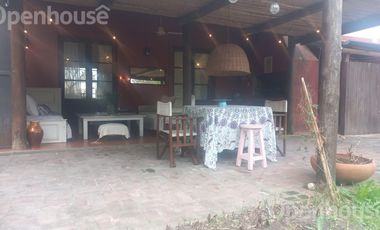 Muy linda Casa en  venta y alquiler en el Barrio Cerrado Guido