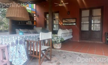 Muy linda Casa en  venta y alquiler en el Barrio Cerrado Guido