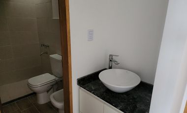 VENTA DUPLEX A ESTRENAR 2 DOR   OFICINA. OPORTUNIDAD