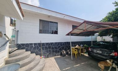 CASA EN VENTA, EX HACIENDA  LA ALBORADA, MORELOS.