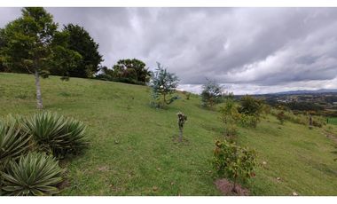 Venta Lote Casa Zona Alta Valorización Buen Area y Vistas Capiro