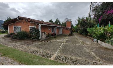 Venta Lote Casa Zona Alta Valorización Buen Area y Vistas Capiro