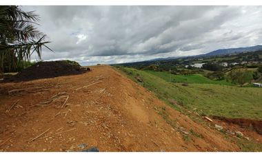 Venta Lote Casa Zona Alta Valorización Buen Area y Vistas Capiro