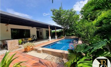 SE VENDE CASA CAMPESTRE EN VILLAS DEL PALMAR, YOPAL