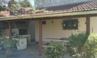 Casa  en Venta - 2 dormitorios 1 baño - 410mts2 - El Jagüel