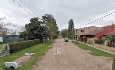 Casa  en Venta - 2 dormitorios 1 baño - 410mts2 - El Jagüel