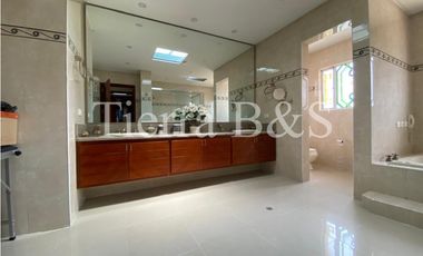 VENTA DE CASA EN SAN JOSÉ DE BAVARIA, LOTE 1.500 M2 POR $2.500'000.000