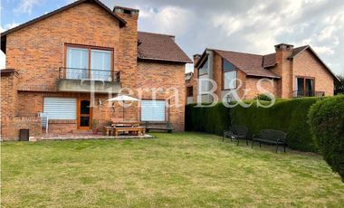 VENTA DE CASA EN SAN JOSÉ DE BAVARIA, 800 M2 POR $1.980'000.000