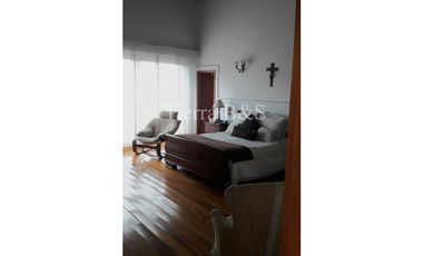 VENTA DE CASA EN SAN JOSÉ DE BAVARIA, 800 M2 POR $1.980'000.000