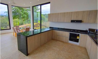 VENTA DE CASA EN ANAPOIMA, LOTE DE 600 M2 POR $1.500'000.000