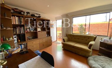 Casa en venta por $600.000.000 COP, 225 m2, tres niveles, esquinera