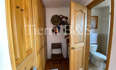 Casa en venta por $600.000.000 COP, 225 m2, tres niveles, esquinera