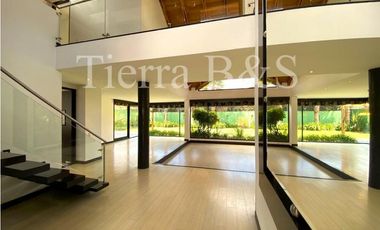 ARRIENDO DE CASA EN SAN JOSÉ DE BAVARIA, LOTE 800 M2 POR $16'000.000