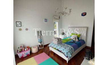 ARRIENDO DE CASA EN SAN SIMÓN, 500 M2 POR $14'000.000