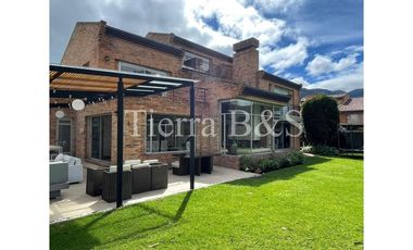 ARRIENDO DE CASA EN SAN SIMÓN, 500 M2 POR $14'000.000