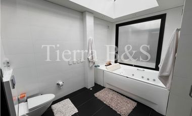 VENTA DE CASA EN SAN JOSÉ DE BAVARIA, LOTE 1300M2 POR $3.100'000.000