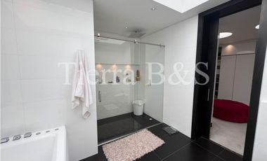 VENTA DE CASA EN SAN JOSÉ DE BAVARIA, LOTE 1300M2 POR $3.100'000.000