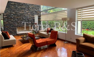 ARRIENDO DE CASA EN SAN SIMÓN, 300 M2 POR $10'500.000