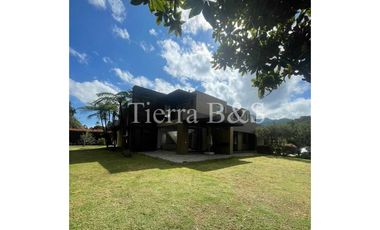 ARRIENDO DE CASA EN SAN SIMÓN, 600 M2 POR $13'500.000