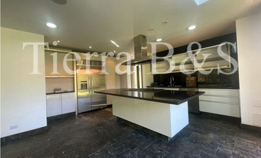 ARRIENDO DE CASA EN SAN SIMÓN, 600 M2 POR $13'500.000
