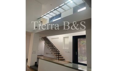 ARRIENDO DE CASA EN SAN SIMÓN, 600 M2 POR $13'500.000