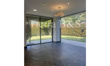 ARRIENDO DE CASA EN SAN SIMÓN, 600 M2 POR $13'500.000