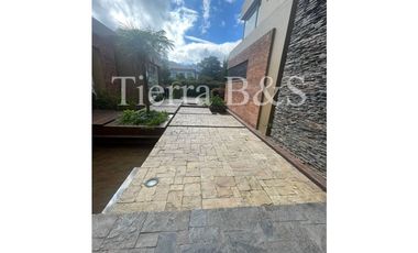 ARRIENDO DE CASA EN SAN SIMÓN, 600 M2 POR $13'500.000