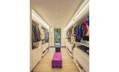 ARRIENDO DE LUJOSA CASA EN SAN SIMÓN, 470 M2 POR $17,5 Millones