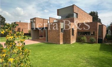 VENTA DE CASA EN SAN SIMÓN, 400 M2 POR $2.750 Millones