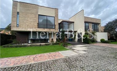 VENTA DE CASA EN SAN SIMÓN, 550 M2 POR $3.000'000.000