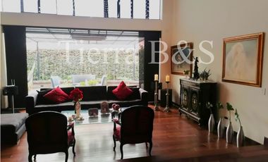 VENTA DE CASA EN SAN SIMÓN, 550 M2 POR $3.200'000.000