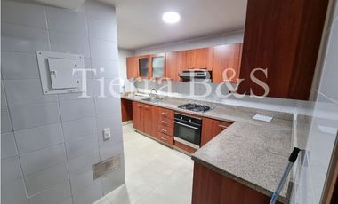 VENTA DE APARTAMENTO EN COLINA DEL MONTE, 134 M2 POR $860 Millones