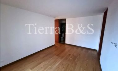 VENTA DE APARTAMENTO EN COLINA DEL MONTE, 134 M2 POR $860 Millones
